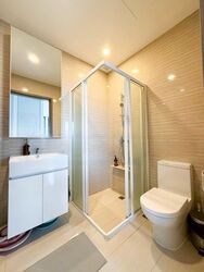 Sky Vue (D20), Condominium #457925111